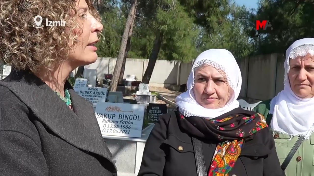 DENİZ POYRAZ MEZARI BAŞINDA ANILDI