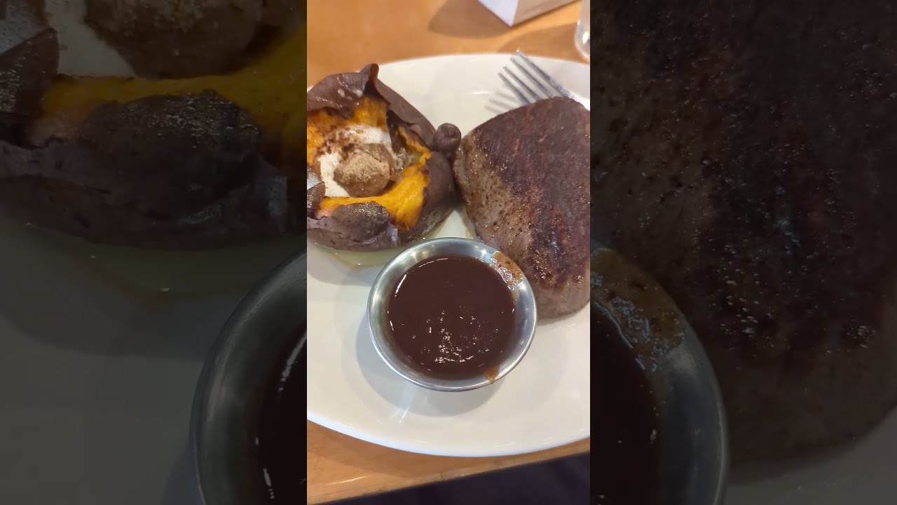Eight Ounce Sirloin At Outback Was Okay What Your Lunch Today 