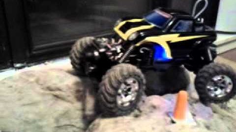 Redcat Sumo crawler