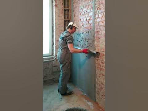 Штукатурка стен по маякам - YouTube
