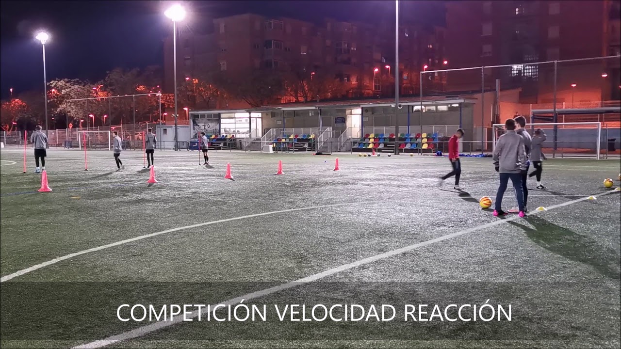 Ejercicio Fútbol: Competición por Equipos Velocidad Reacción