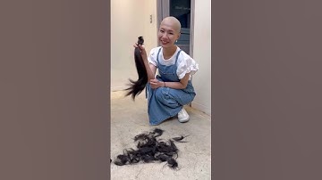 Cewek rambut lurus botakin rambut