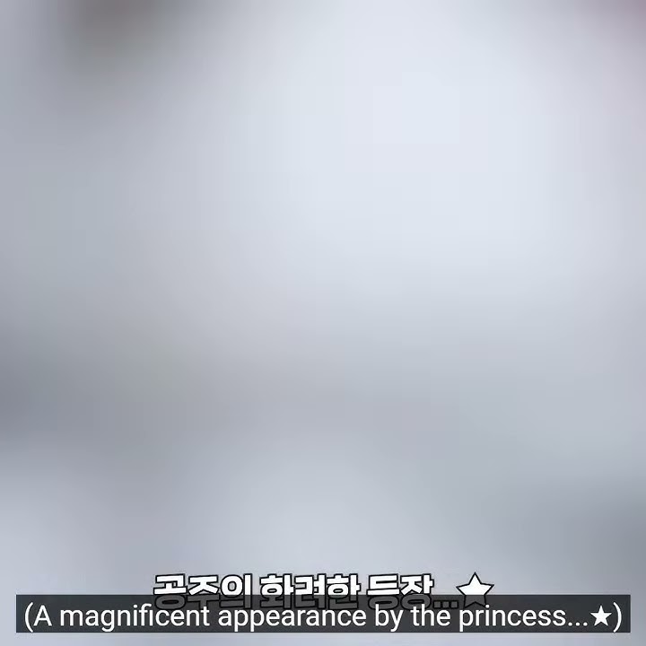 IZ*ONE Princess Eunbi knocks over ENOZI Cam