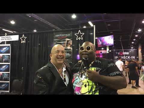 PORN James Bartholet with Big Will Exxxotica Chicago IL