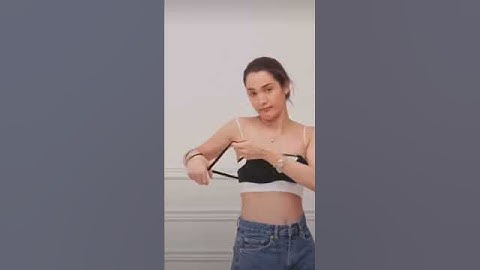 Don’t have strapless bra don’t worry try this hack 😍
