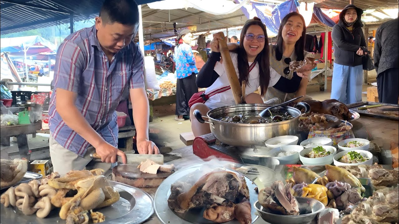 Ẩm Thực Chợ Phiên Lùng Phình Nhiều Món Ăn Khó Cưỡng & Nhiều Đặc Sản Rừng Quý Hiếm.