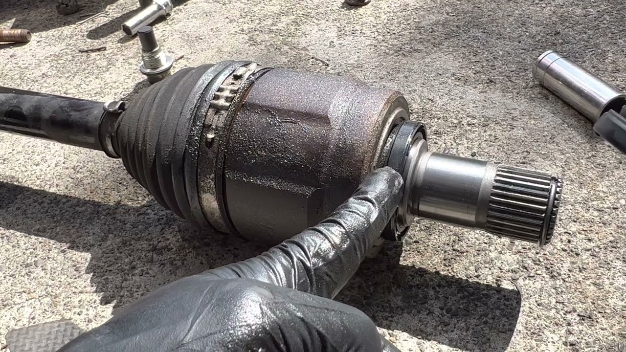 2013 Honda Accord Axle/Axle Seal Replacement