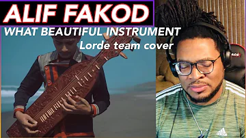 FIRST TIME HEARING - Lorde-Team (Sape' Cover) Alif Fakod- REACTION - alat musik apa ini