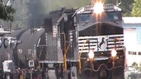 175 Coming Through The Holler.mpg