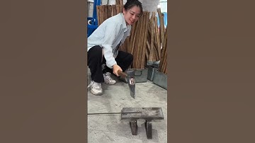 The ancient technique of cutting iron with a chisel