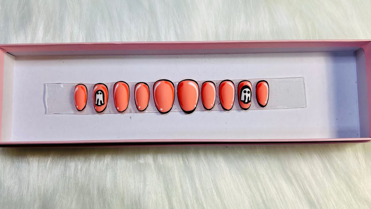 Pop Art Comic Book Nail Tutorial Beginner Friendly - YouTube