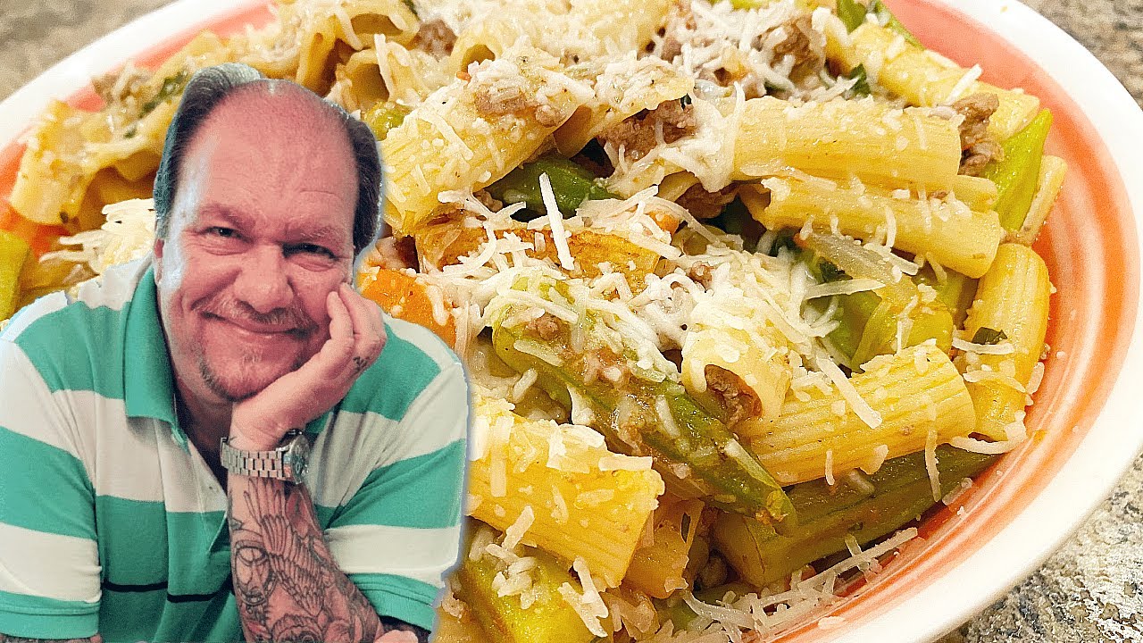 Pasta With Meat Sauce & Okra   Ken