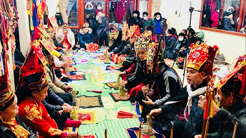 Hát then rất hay. Xe lẩu, đưa lễ qua các cửa, 20 thầy hát đi ngựa. Lễ lẩu then Tiền. P14