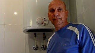 видео: Ремонт бойлера.  Фильм 1.  Слив воды с бака бойлера картинка: Ремонт бойлера.  Фильм 1.  Слив воды с бака бойлера