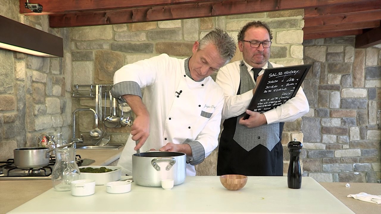 BROCCOLI GRATINATI CON SALSA MORNAY - Video Ricetta - Grigio Chef