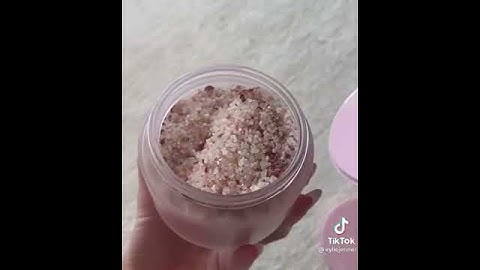 Thumbnail of KYLIE JENNER INTENTIONAL ASMR 😯