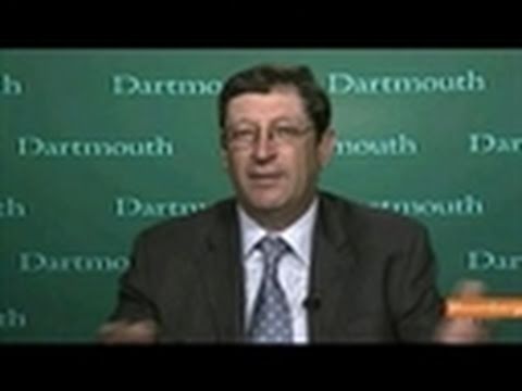 Blanchflower Says Fed, BOE Are Plan B' to Lower Jo...