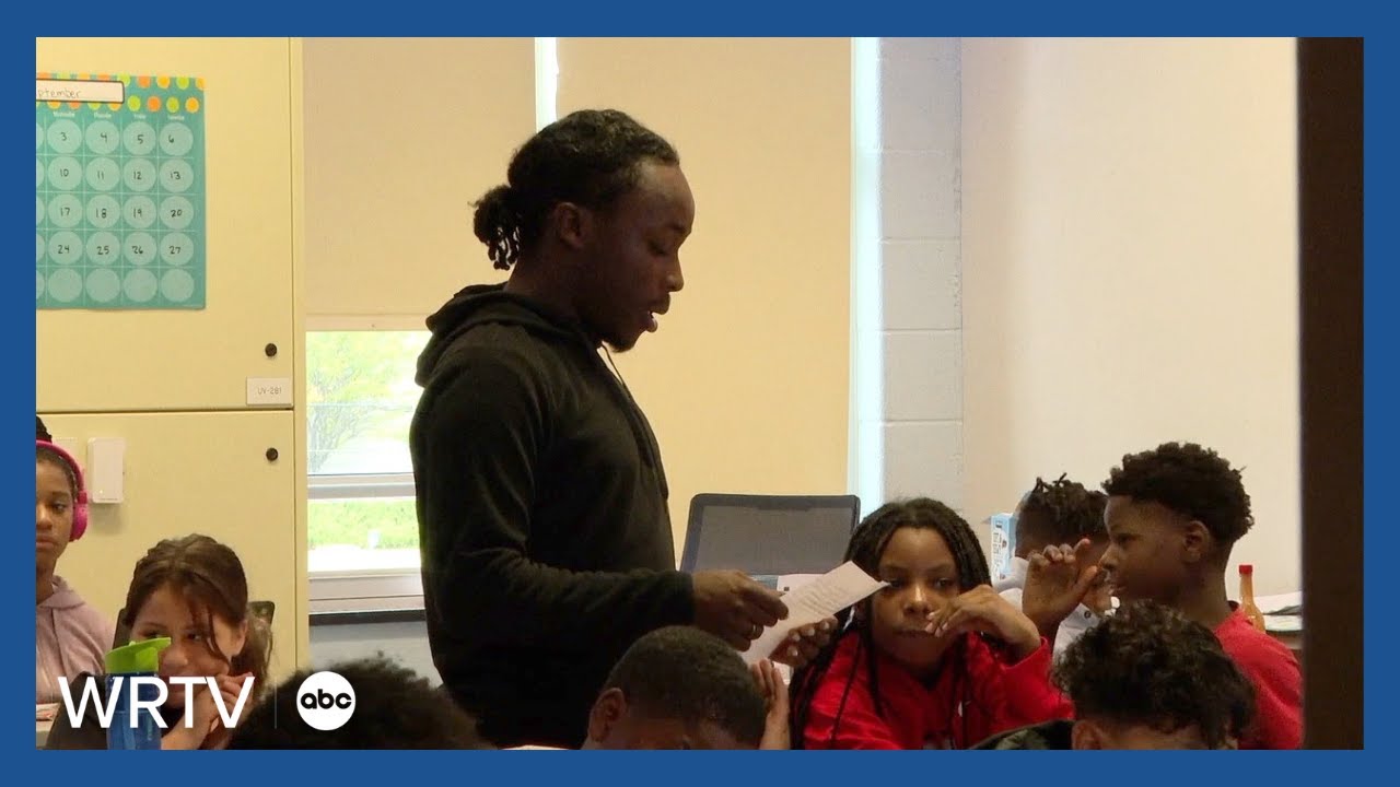 Indy teachers receive free mental health counseling through Colts partnership