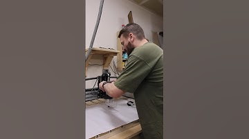 Shapeoko Router CNC Z Axis Maintenance: Oil Ports for Sealed Bearings | #shapeoko | Tool Maintenance