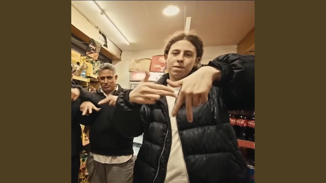 Macabre (feat. Wawa EGK)