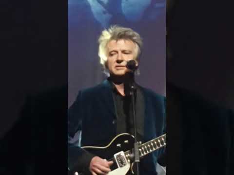 Neil Finn - Man Of The World (London Palladium 2020)