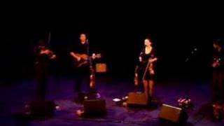 Eliza Carthy & The Ratcatchers-Adieu, Adieu (The Flash Lad)@Buxton Opera House 2007