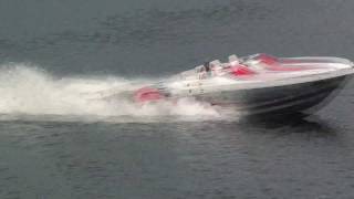 Donzi 38ZR demonstrating the stability and agility at high speed