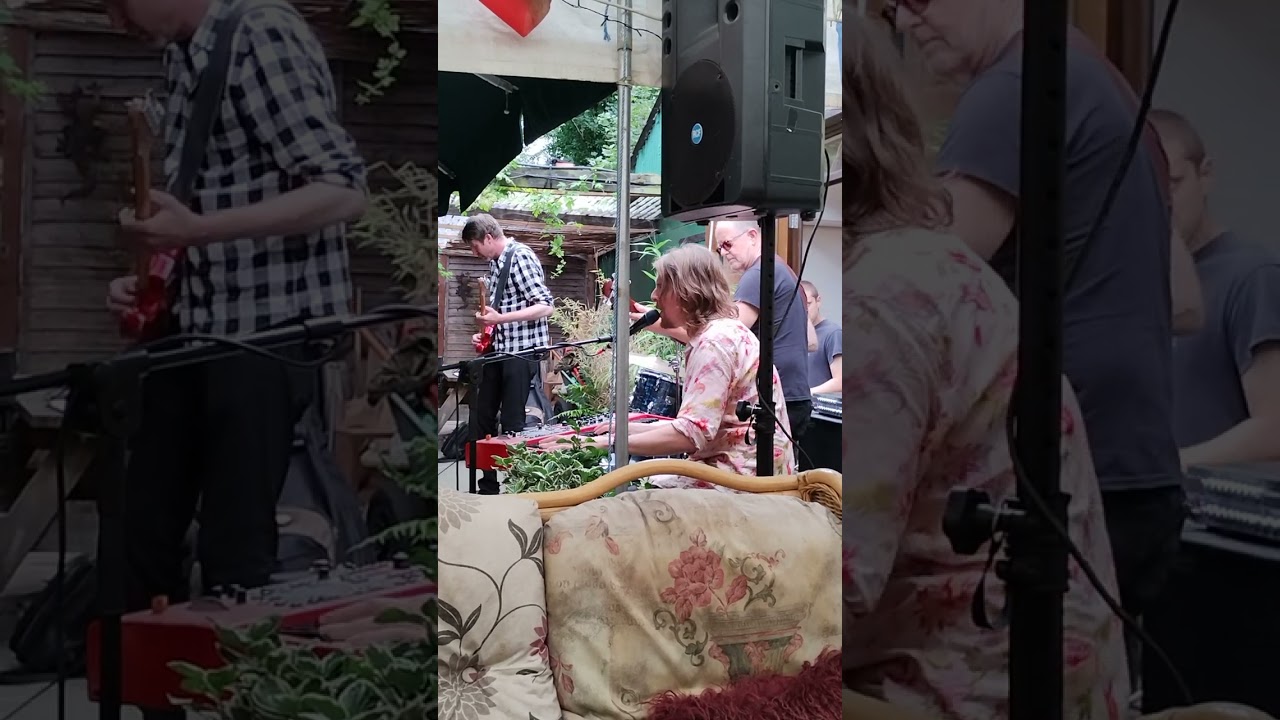 Jon Amor Trio featuring Bennett Holland with Feelin' Alright