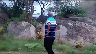Video: Angalia mazoezi Raisi Magufuli kwenye Miamba ya mawe...