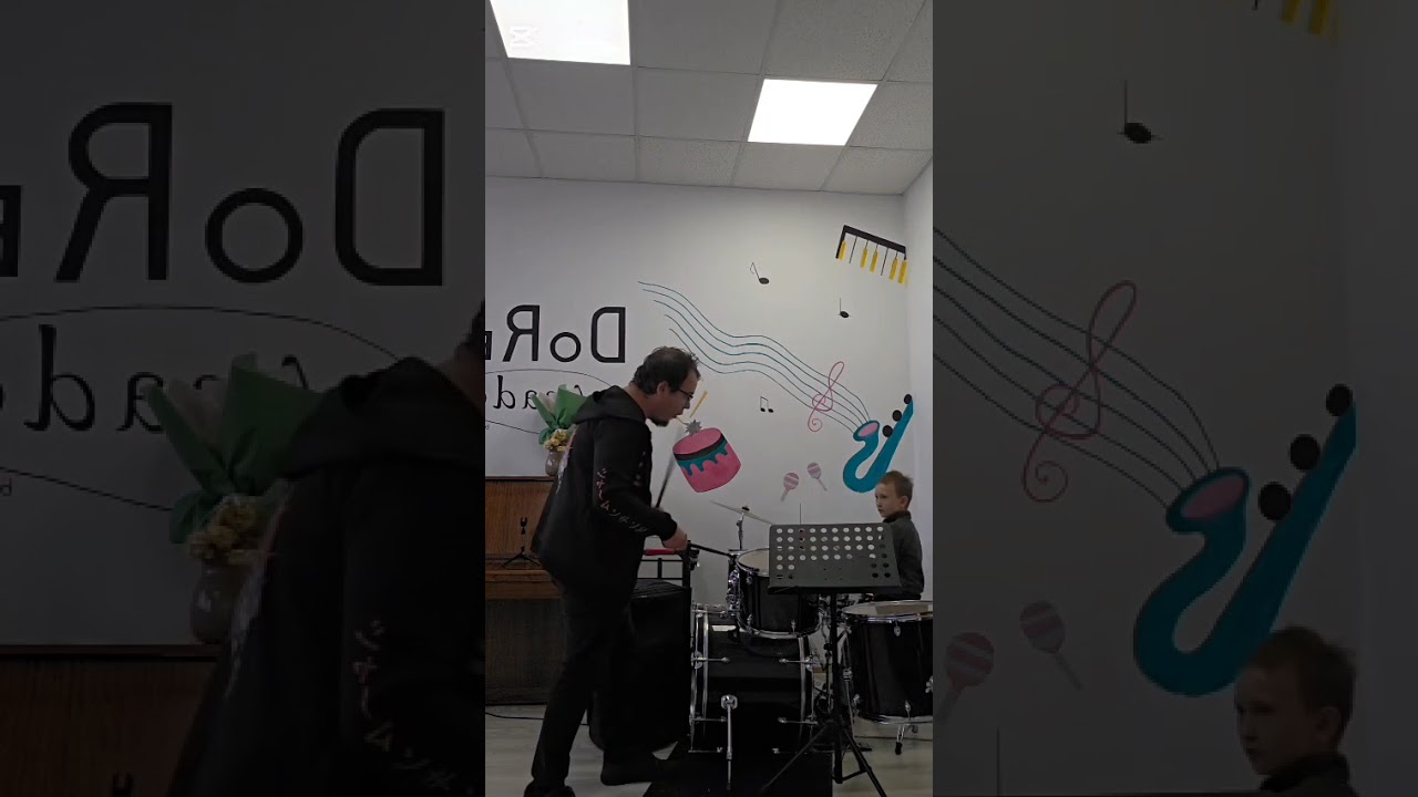 Timpuri Noi - Adeline - Cam așa se &icirc;nvață o melodie. Cel mai tare prof și cel mai tare elev