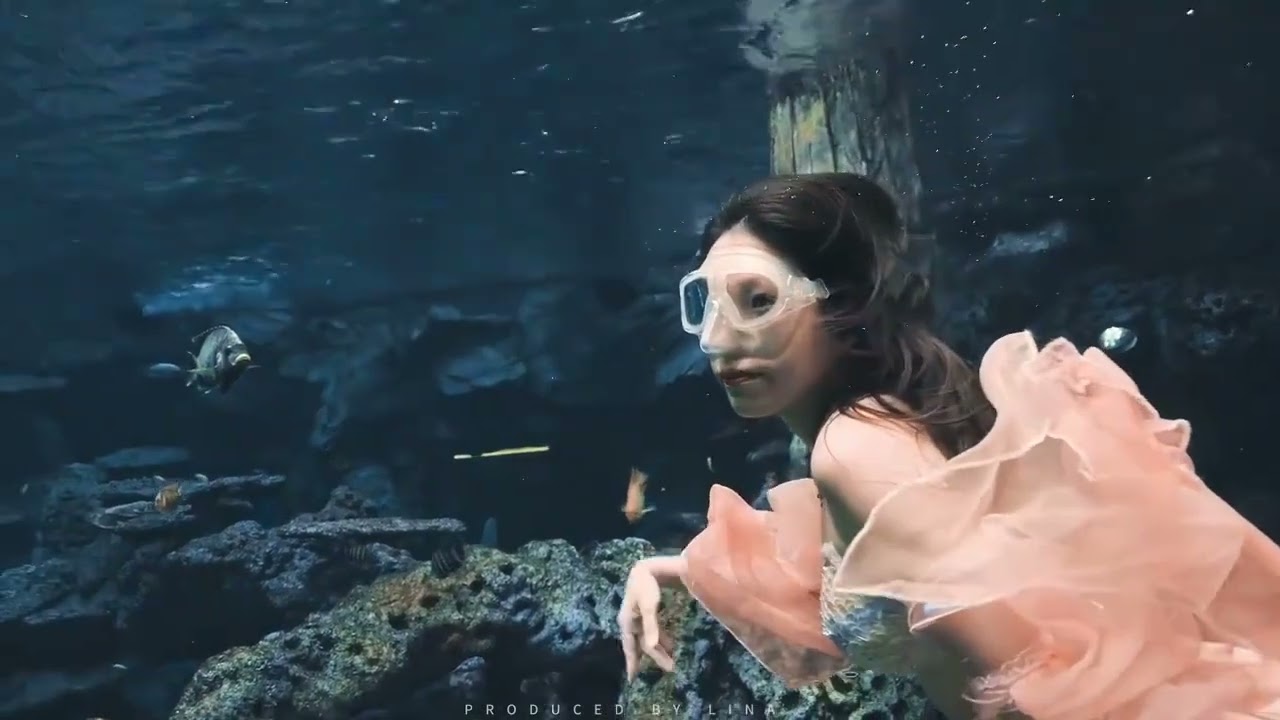 从北京飞来拍摄的黑皮辣妹#水下摄影 #摄影 #写真 #女摄 #潜水