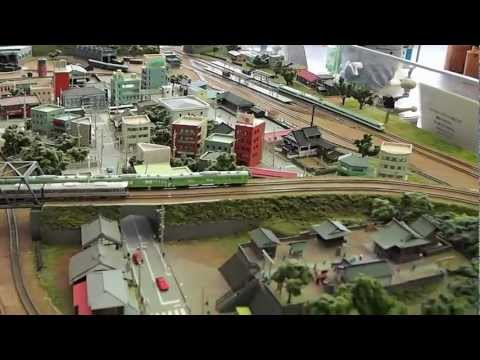 鉄道ジオラマ トロッコ嵯峨野駅グリーンオアシス内 A Railway Diorama