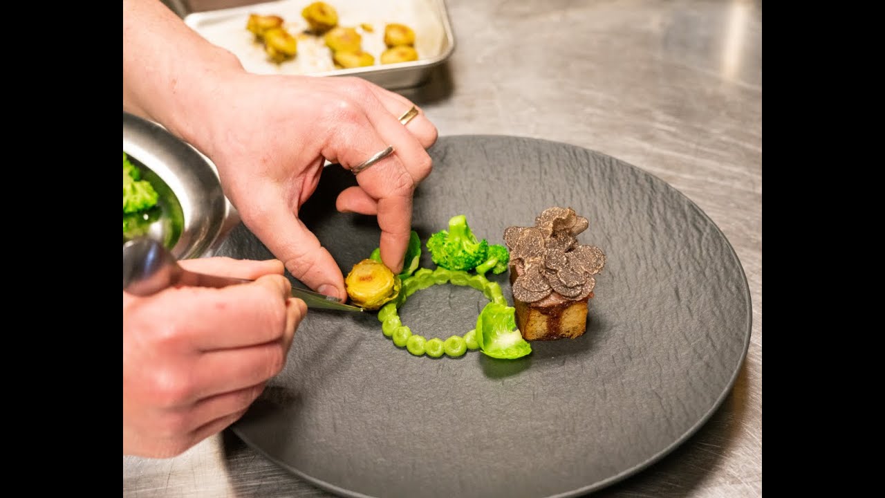 Episode 6 Recette Du Chef Nicolas Thomas Bar Roti Sur Ecailles