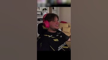 S1MPLE THROWING SMOKES & NADES 😂