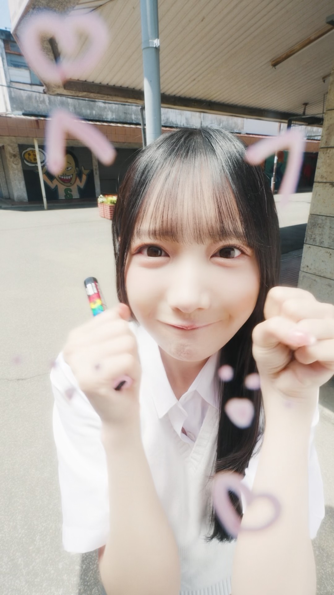 鈴木瞳美 から愛を込めたサインをお届け🥀 ＃サインくださいませ #愛