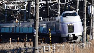 E351系 スーパーあずさ19号 初狩駅通過
