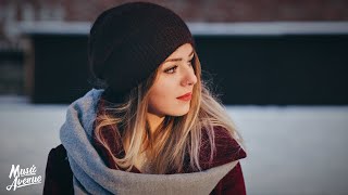 EMDI & Britt Lari - Magnetic