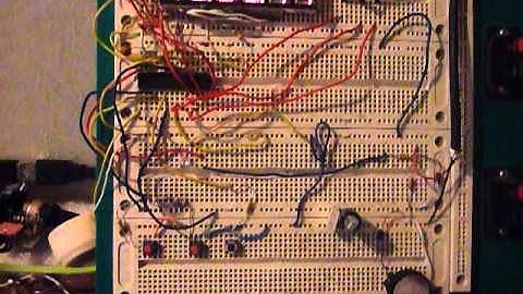 clock 7 segment a pic atmega8 alarme clock
