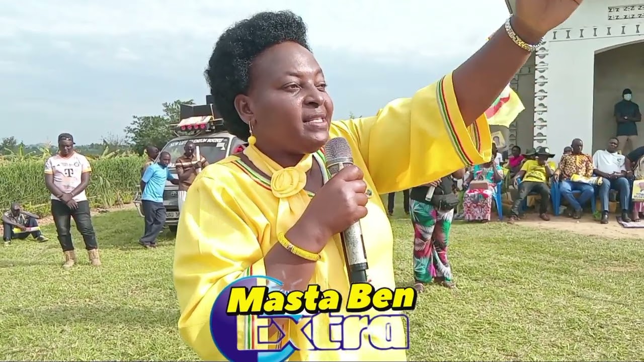 WOMAN MP FLAG BEARER MBARARA DISTRICT HON LOYIDA MUHIMBURA IN RUHUNGA -RUBAYA SUBCOUNTY CAMPAIGNING 