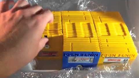 Unboxing Lot of Nintendo Famicom Disk System Games
