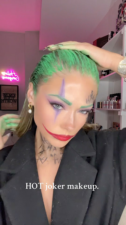 HOT joker makeup tutorial for Halloween 2024! 💚💜 full tutorial coming later today  #jokermakeup