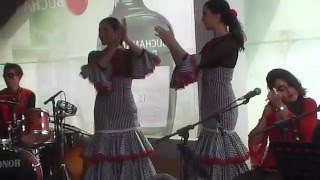 Video voorbeeld van "Sevillana Voy a Sacar a Bailar La Real Maestranza con Bailaoras"