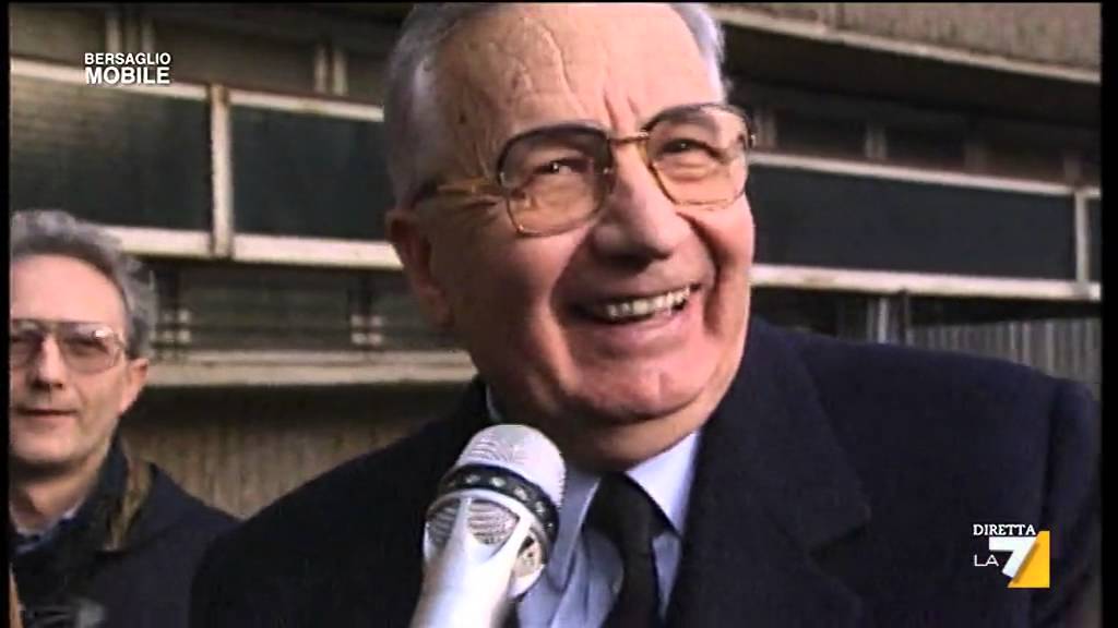 Bersaglio Mobile - Puntata 18/12/2015