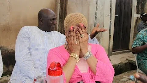 See How Mama Rainbow's Brothers wife Introduce Her Husband that got every one laughing At The Party