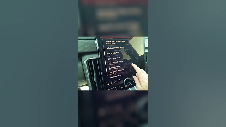 2025 GMC Acadia Elevation Essential Driving Aids for Enhanced Safety in Your Car