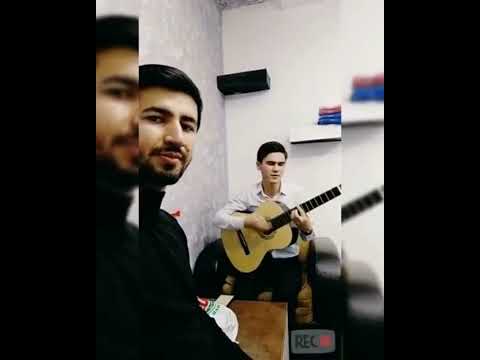 Dayanc Berdiyew gitara