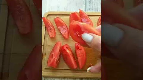 Pode dar tomate para bebê de 6 meses?