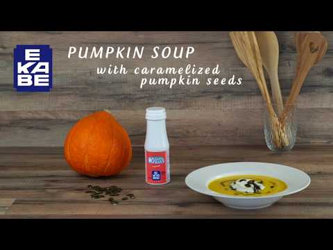 Pumpkin soup with caramelized pumpkin seeds