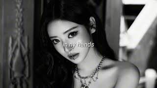 meovv - in my hands (slowed + reverb)