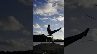 Calisthenics am See mit Lebensweisheit #outdoorworkout